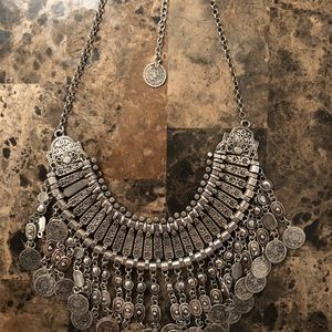 Gorgeous festival chunky necklace